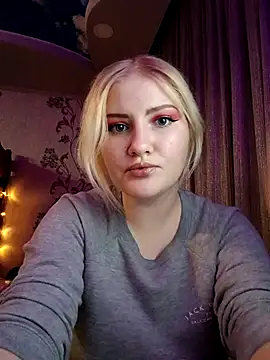 Snapshot of karkinn chatting on November 17, 2025, 4:13 pm karkinn online show from November 17, 2025, 4:13 pm