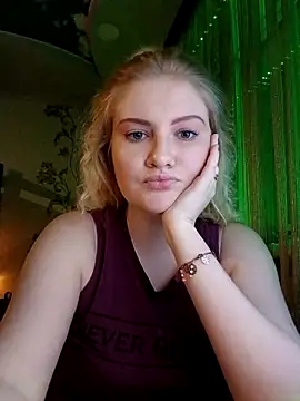 Snapshot of karkinn chatting on March 10, 2026, 5:51 pm karkinn online show from March 10, 2026, 5:51 pm