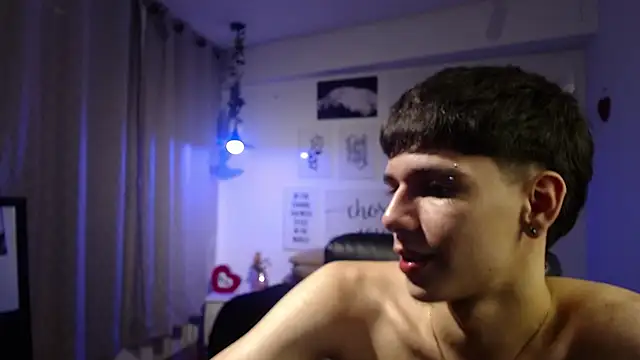 AmethystShadow17 online show from March 10, 2026, 8:14 pm