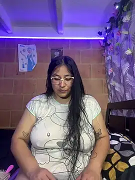 Snapshot of kassandra_luxury chatting on October 27, 2025, 4:27 am kassandra luxury online show from October 27, 2025, 4:27 am