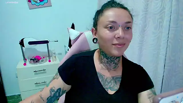 Elisce cloudd online show from February 17, 2026, 3:14 am