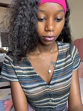 NyahHeat online show from April 6, 2026, 8:59 am