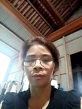 RizoCii online show from October 20, 2025, 1:50 am