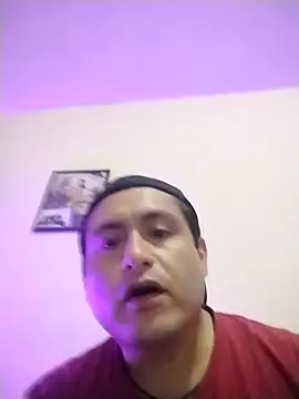 Snapshot of checheludo23 chatting on February 21, 2026, 12:55 am checheludo23 online show from February 21, 2026, 12:55 am