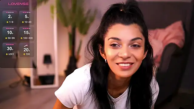 ReneeVoss online show from October 27, 2025, 4:38 am