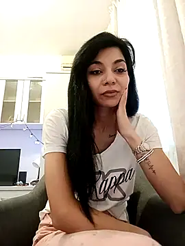 ReneeVoss online show from December 19, 2025, 5:47 am