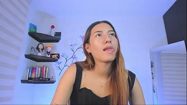 kittyrush  online show from December 1, 2025, 7:02 am