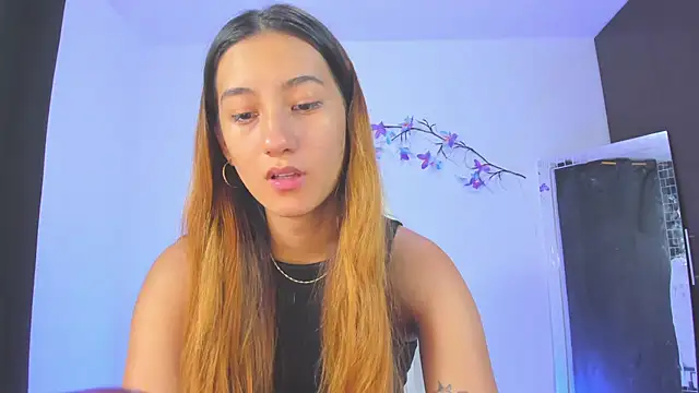 kittyrush  online show from January 12, 2026, 5:34 am