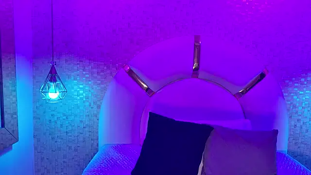 Snapshot of emmy_rose25 chatting on January 8, 2026, 7:38 pm emmy rose25 online show from January 8, 2026, 7:38 pm