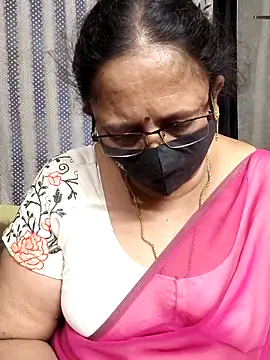 Snapshot of Anasuyatelugu chatting on February 3, 2026, 11:32 pm Anasuyatelugu online show from February 3, 2026, 11:32 pm