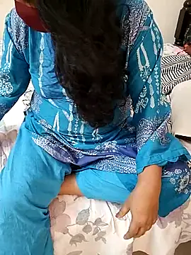 Hot Boude online show from October 21, 2025, 8:37 am