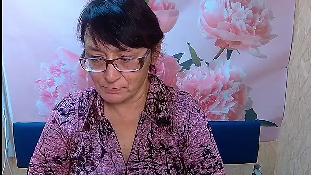 Snapshot of MeganSword chatting on October 17, 2025, 5:10 am MeganSword online show from October 17, 2025, 5:10 am