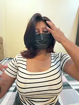 Snapshot of payal_mittal chatting on June 16, 2026, 2:14 am payal mittal online show from June 16, 2026, 2:14 am