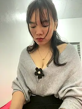 hanaa-show online show from November 18, 2025, 12:31 pm