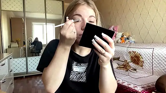 HoppedArea online show from November 8, 2025, 8:25 am