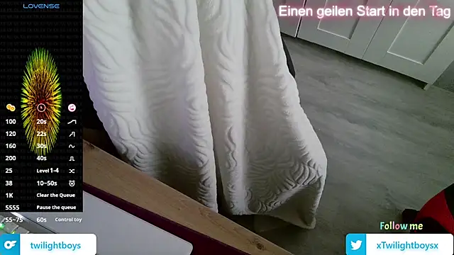 Twilightboyx online show from November 1, 2025, 9:22 am