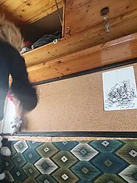 DeesseLilli online show from November 18, 2025, 2:10 pm