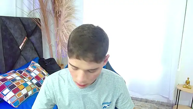 Mattass18 online show from November 7, 2025, 1:44 pm