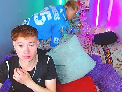 Snapshot of Latin_boysxxxx chatting on December 1, 2025, 4:12 pm Latin boysxxxx online show from December 1, 2025, 4:12 pm