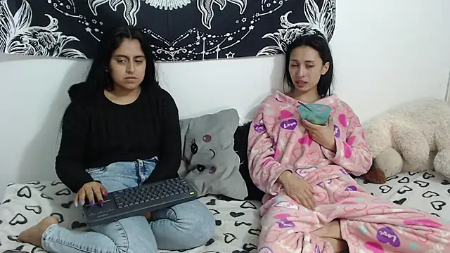 abby n emily online show from June 9, 2026, 1:23 pm