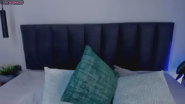 AilanaCortes online show from February 18, 2026, 12:01 pm