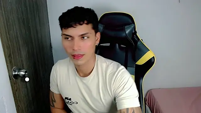 Maynow 666 online show from October 27, 2025, 10:58 pm