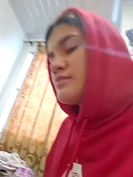 Gigihairy online show from November 6, 2025, 4:41 pm