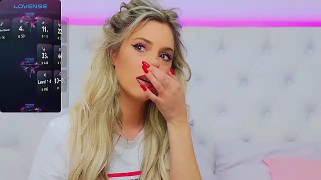 Snapshot of AriannaSins chatting on December 29, 2024, 8:15 pm AriannaSins online show from December 29, 2024, 8:15 pm