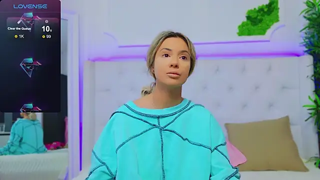 Snapshot of AriannaSins chatting on January 17, 2025, 1:24 pm AriannaSins online show from January 17, 2025, 1:24 pm