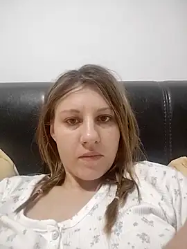 SandyCassie online show from October 28, 2025, 5:11 am