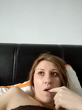 SandyCassie online show from March 14, 2026, 8:20 am