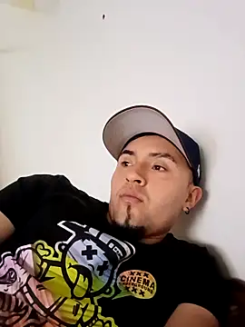 Snapshot of Polito456 chatting on October 17, 2025, 7:22 am Polito456 online show from October 17, 2025, 7:22 am