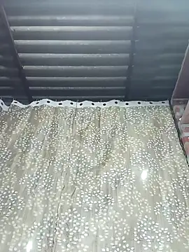 Rajni chauhan online show from November 17, 2025, 6:57 pm