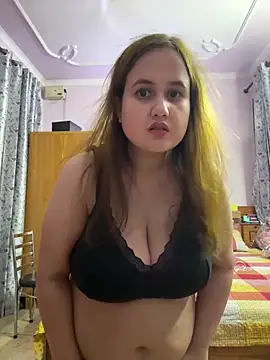 DivineBeautyone online show from October 17, 2025, 11:24 am