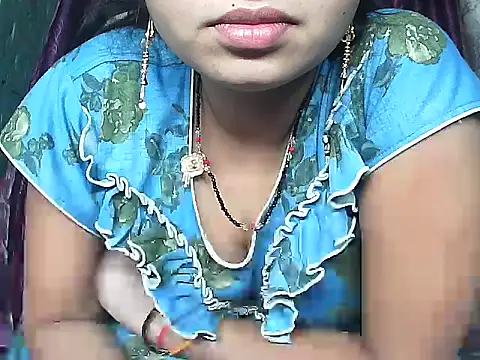 Snapshot of diksha--s chatting on December 18, 2025, 5:19 pm diksha--s online show from December 18, 2025, 5:19 pm