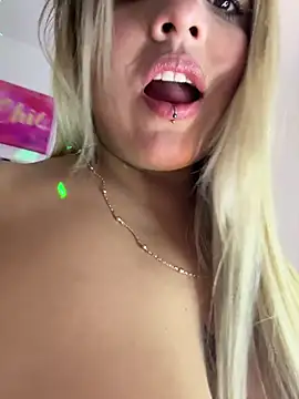  Ninasanz online show from February 10, 2026, 2:48 am