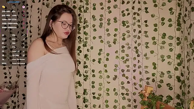 Snapshot of DaisyhotSunnyy chatting on October 17, 2025, 3:25 pm DaisyhotSunnyy online show from October 17, 2025, 3:25 pm