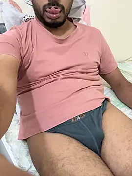 Handsome8677 online show from October 26, 2025, 10:54 am