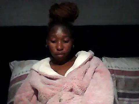 sexysmalldaily04 online show from October 22, 2025, 6:07 pm