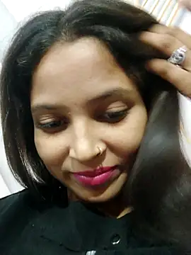 Anshika1431 online show from November 10, 2025, 3:16 am