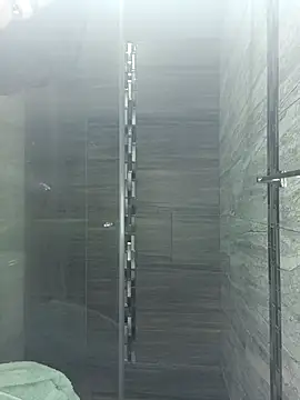 Elizabeth bennett 6 online show from February 3, 2026, 5:51 pm