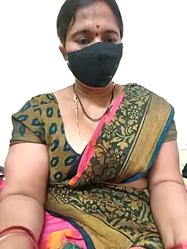 hot-telugu-queen online show from December 18, 2025, 7:14 am