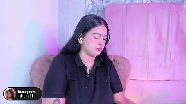 lilithst  online show from June 9, 2026, 8:09 pm