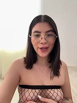 Julietalcl online show from December 3, 2025, 9:13 pm