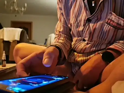 Snapshot of jokke1975 chatting on October 20, 2025, 12:44 am jokke1975 online show from October 20, 2025, 12:44 am