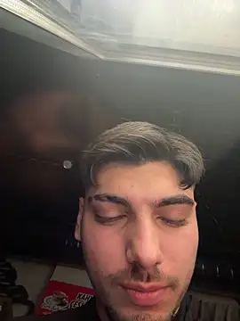 emir343475 online show from October 28, 2025, 8:55 pm