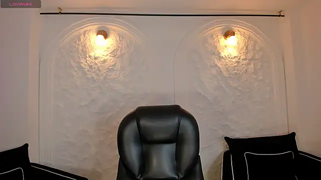 CelesteMoonX online show from February 1, 2026, 5:44 pm