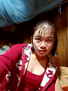 Snapshot of omai-ngot chatting on October 21, 2025, 3:35 pm omai-ngot online show from October 21, 2025, 3:35 pm