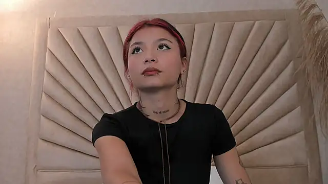 Emma duff online show from November 1, 2025, 12:51 pm