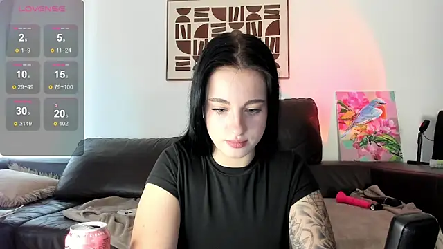 LexiSinnn online show from December 1, 2025, 10:42 am